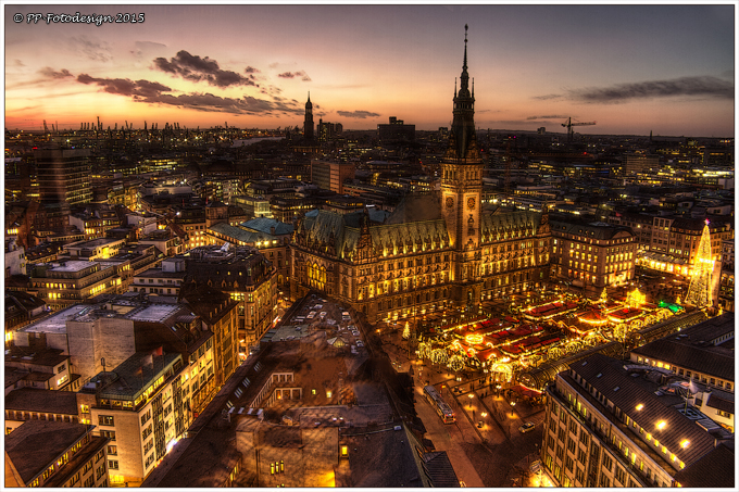 ~ Santa Claus in Hamburg ~