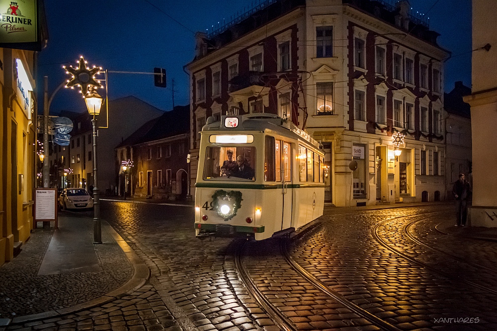 SANTA CLAUS TRAM