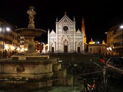 Santa Croce bei Nacht