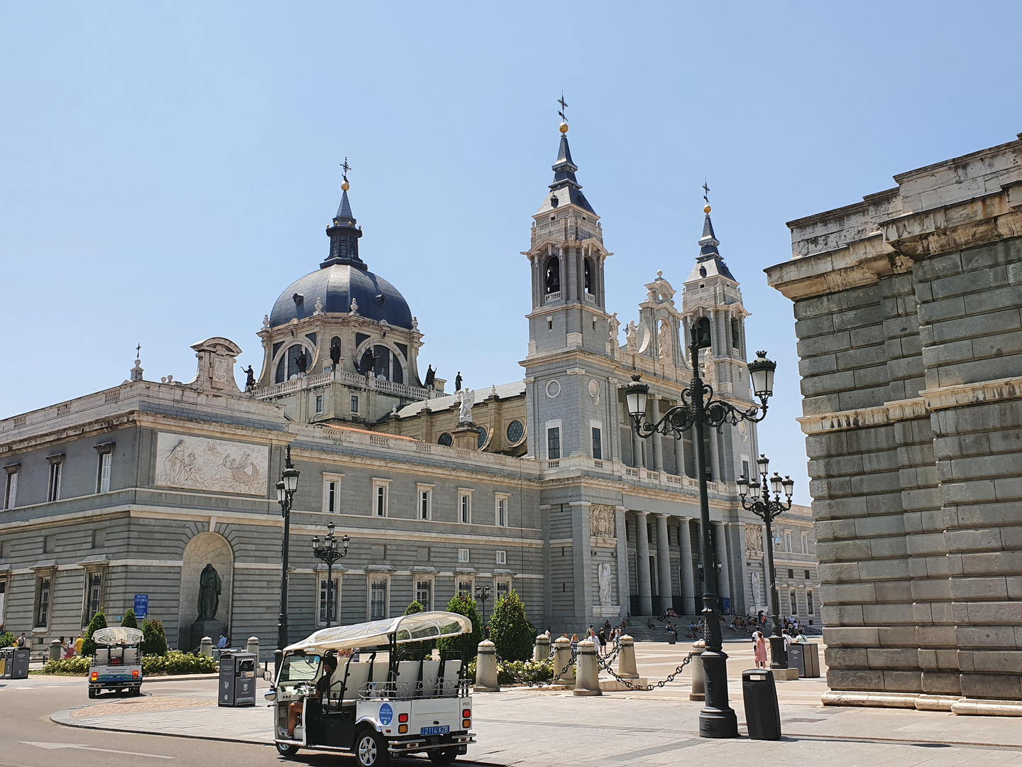 Santa Iglesia Catedral Metropolitana de Santa María la Real de la Almudena