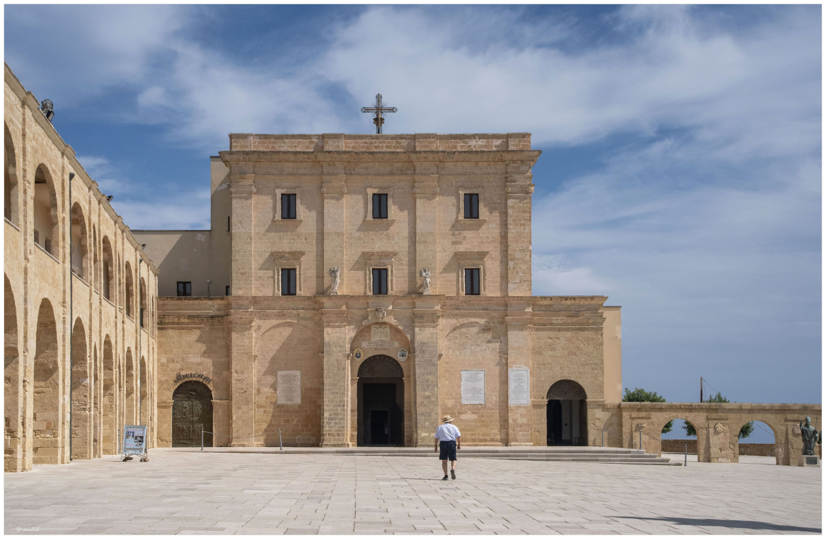 Santa Maria de Finibus Terrae