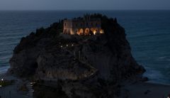 Santa Maria dell Isola (Tropea)