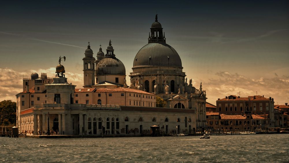 SANTA MARIA DELLA SALUTE