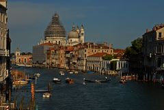 Santa Maria della Salute und Venedig