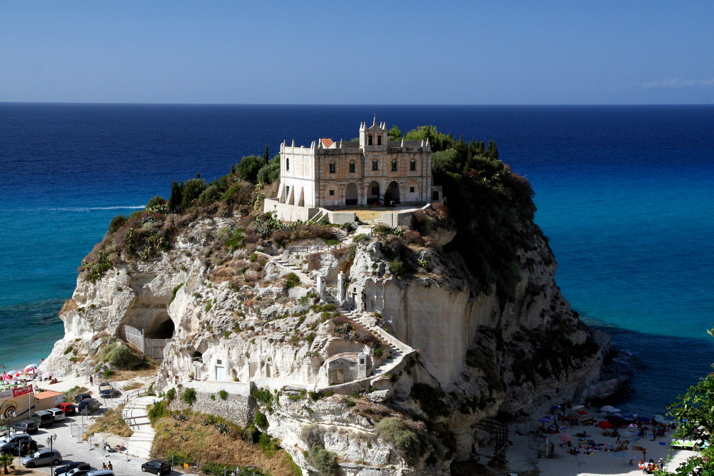 Santa Maria dell´isola in Tropea