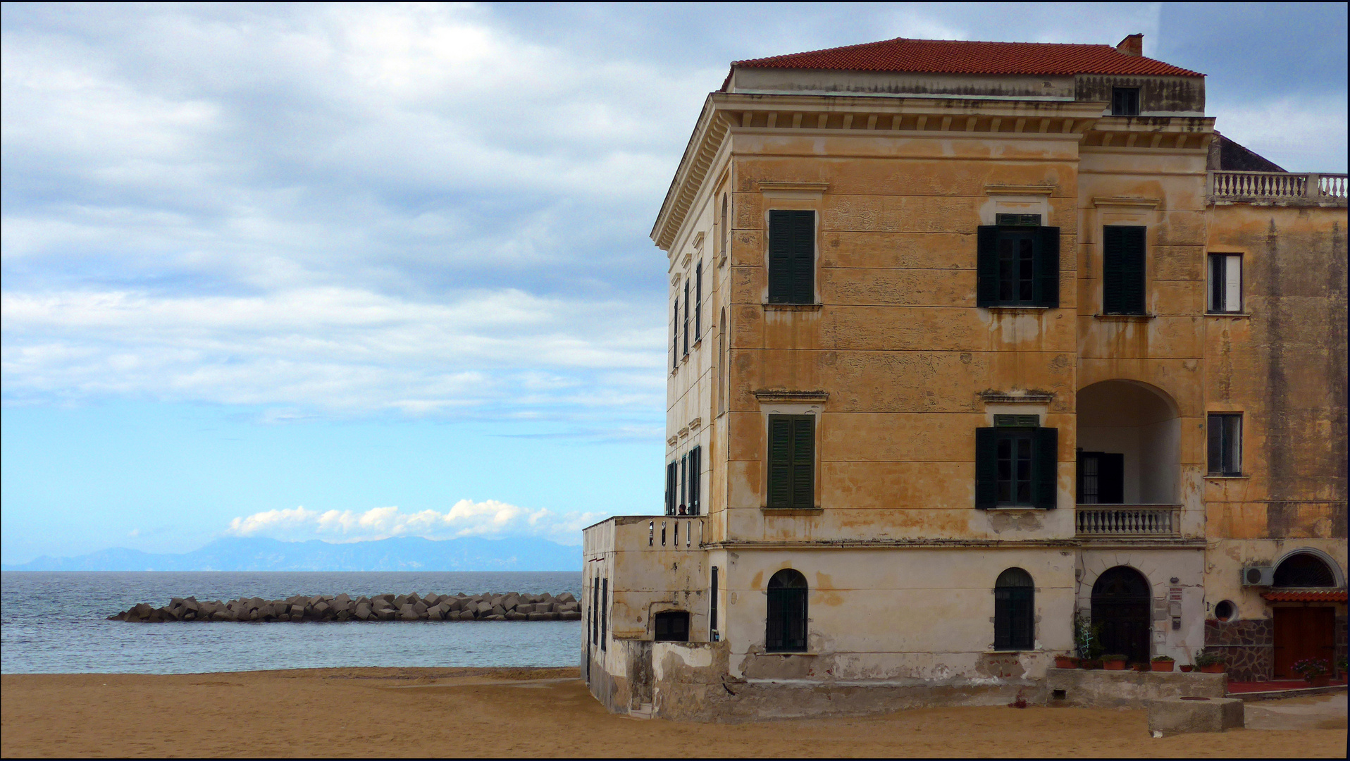 Santa Maria di Castellabate Foto Immagini le stagioni dell'anno, cilento, temi Foto su Santa Maria di Castellabate Foto Immagini le stagioni dell'anno, cilento, temi Foto su