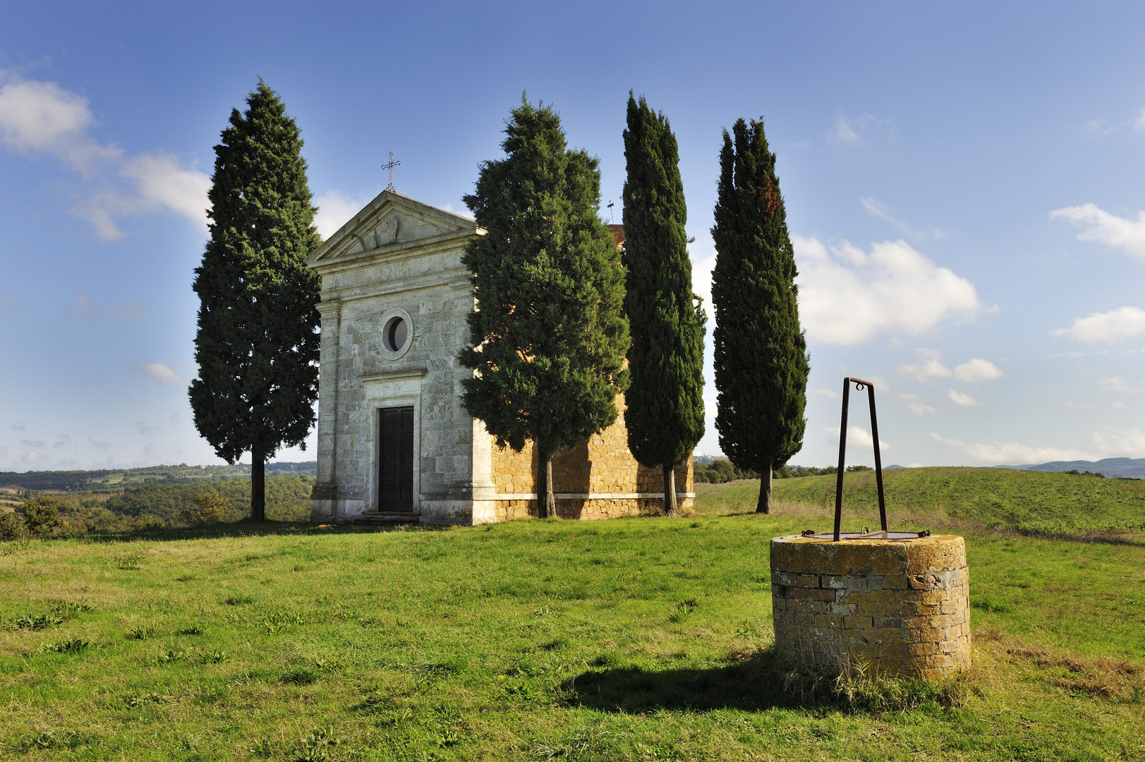 Santa Maria Di Vitaleta (1)