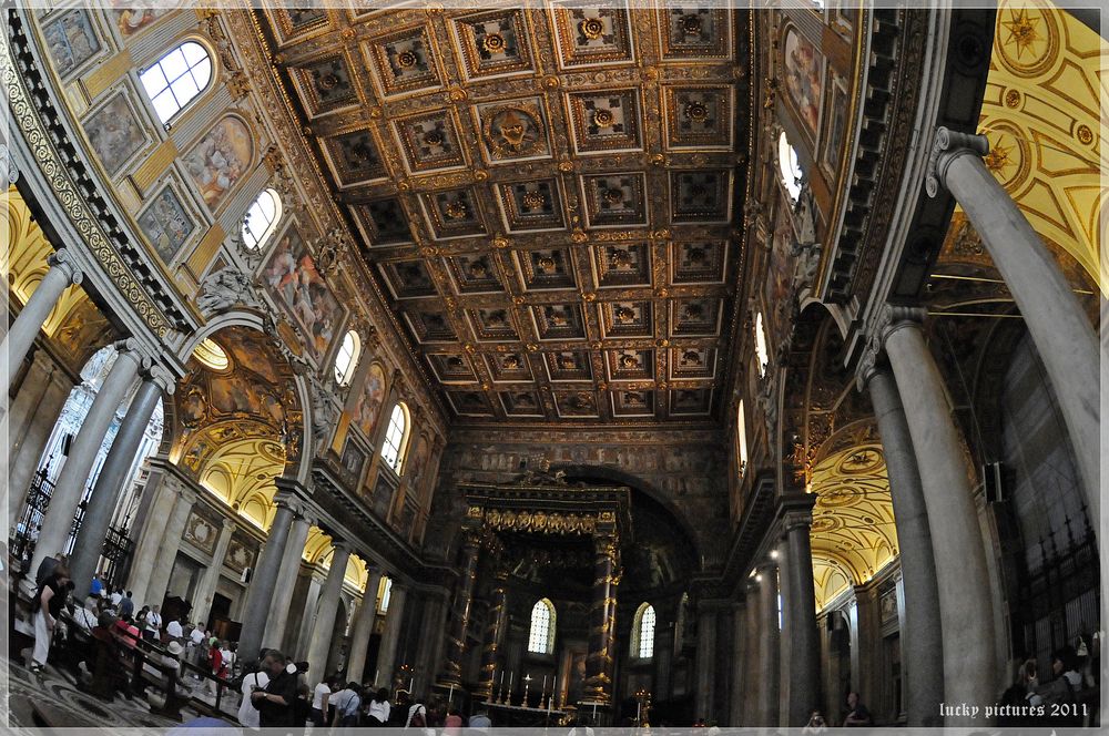 Santa Maria Maggiore - durch das FischAuge des Betrachters - Rom (01/2011)