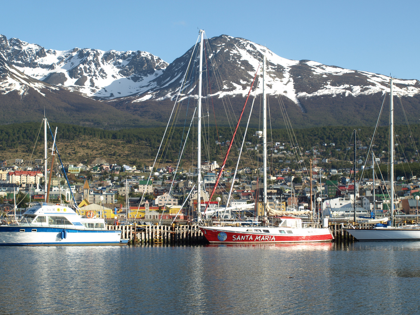 Santa Maria vor dem Glaciar Martial