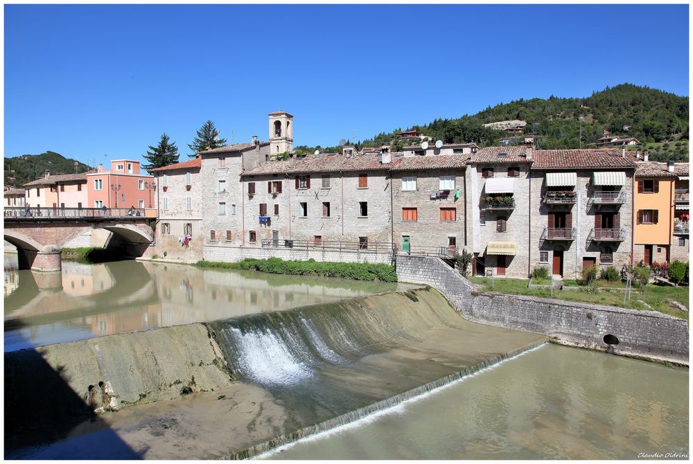 Sant'Angelo in Vado and the river Metauro