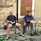 Santé les amis, un pastis plutôt qu'un café ?