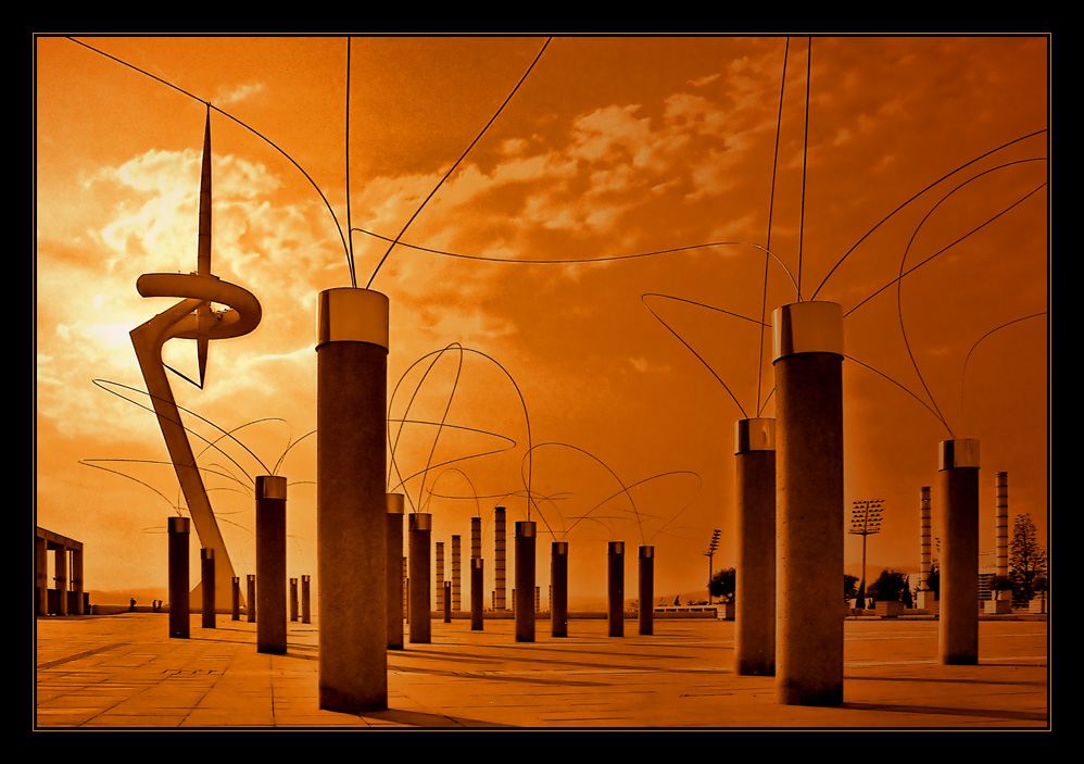 Santiago Calatrava in Orange
