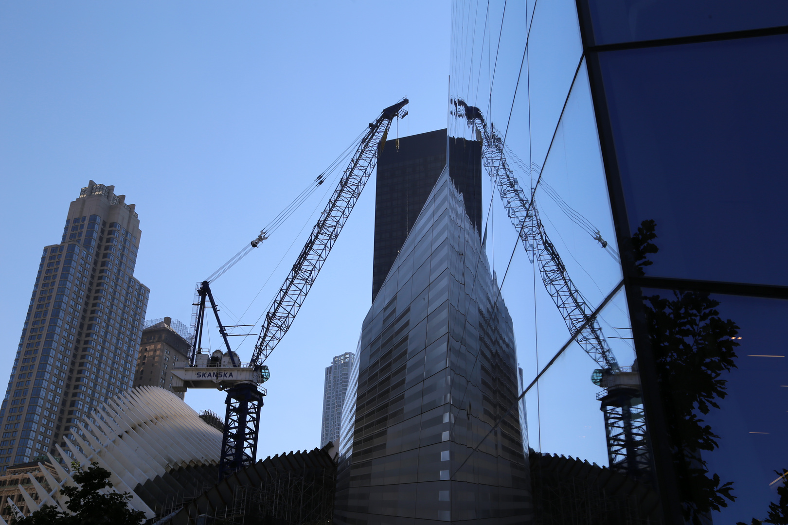 Santiago Calatrava's Flying Bird Takes Shape at the WTC