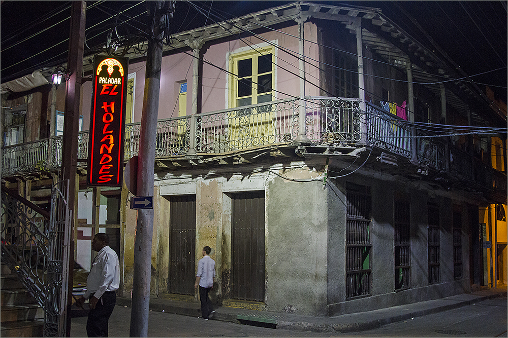 Santiago de Cuba bei Nacht