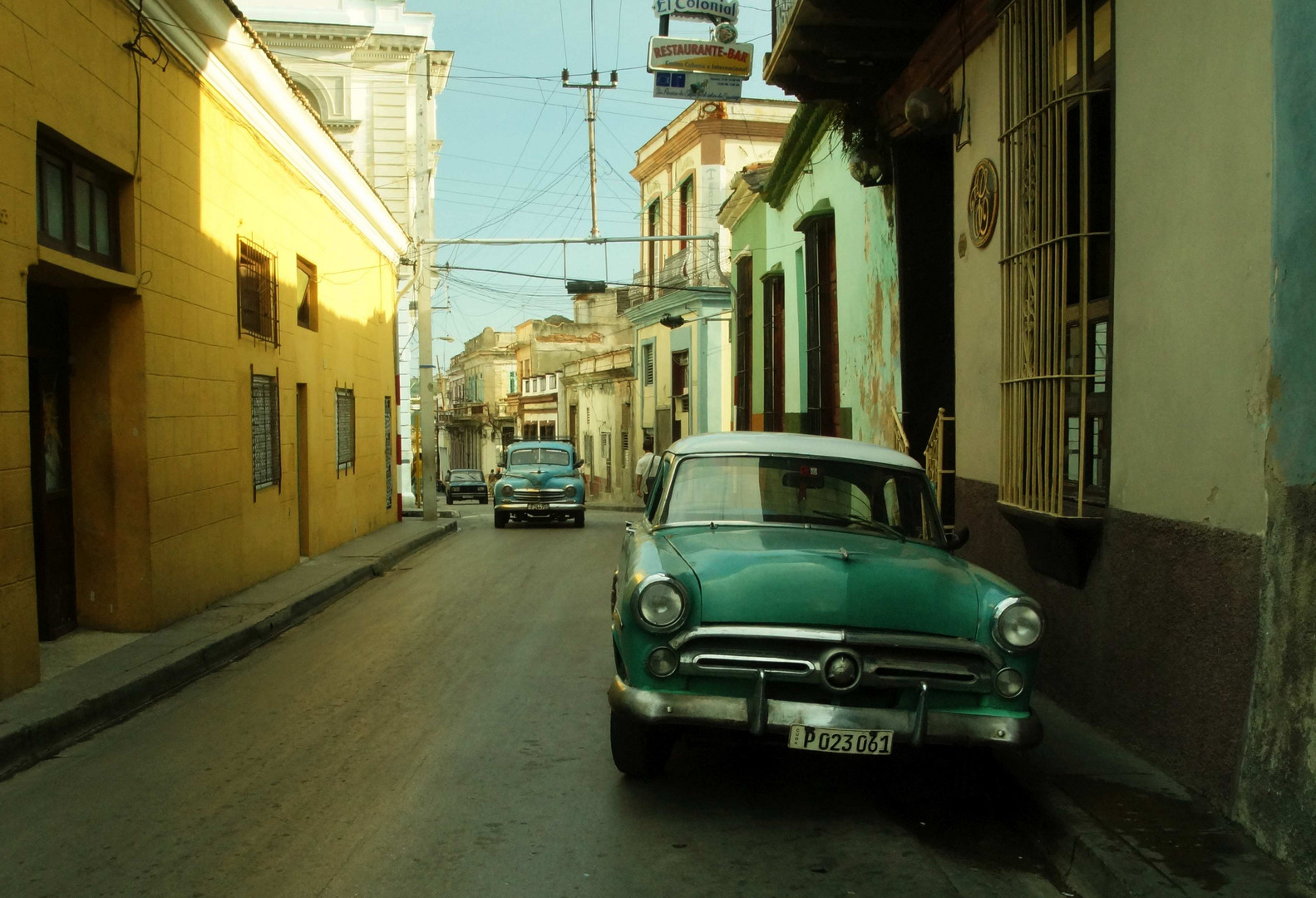 Santiago de Cuba: Street scene 03