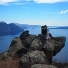 Santorin - kleine "Bauwerke" entlang der Caldera