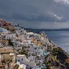 Santorin_Fira im Lichtspiel