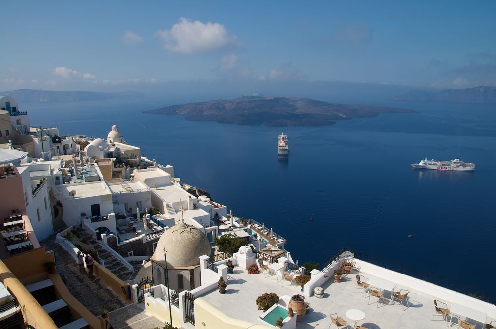 Santorini / Firà Blick auf das Meer