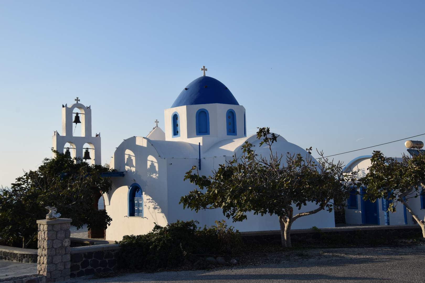 Santorini kirche 4