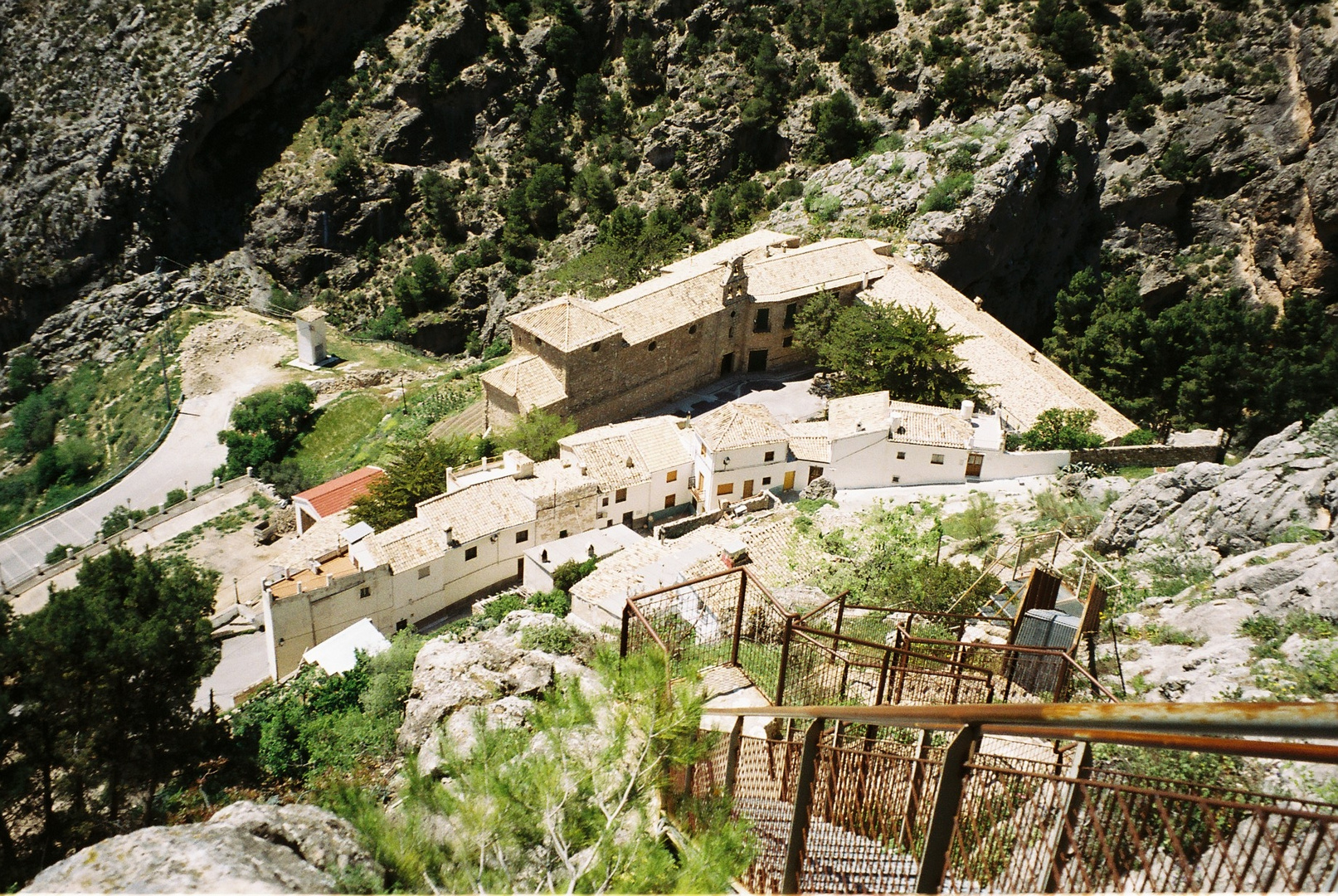 Santuario de Tiscar desde el castillo