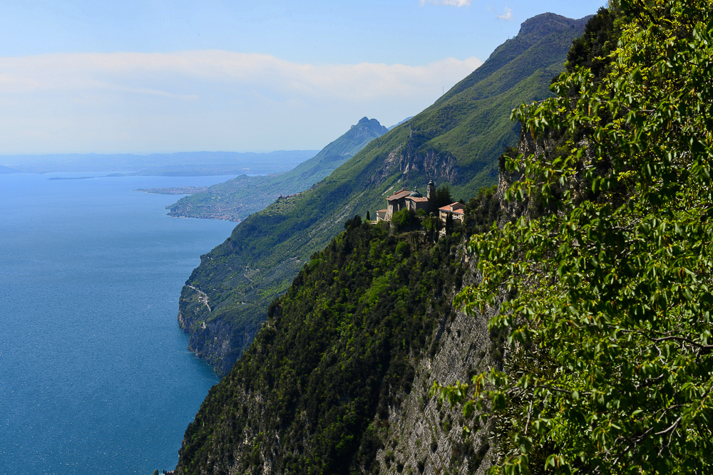 Santuario della Madonna di Montecastello