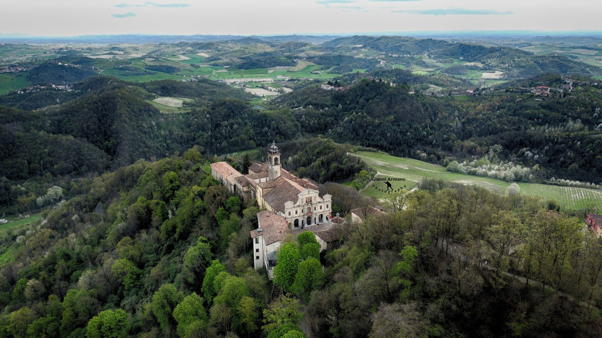  Santuario di Serralunga di Crea , Alessandria, Piemonte,  Italia 