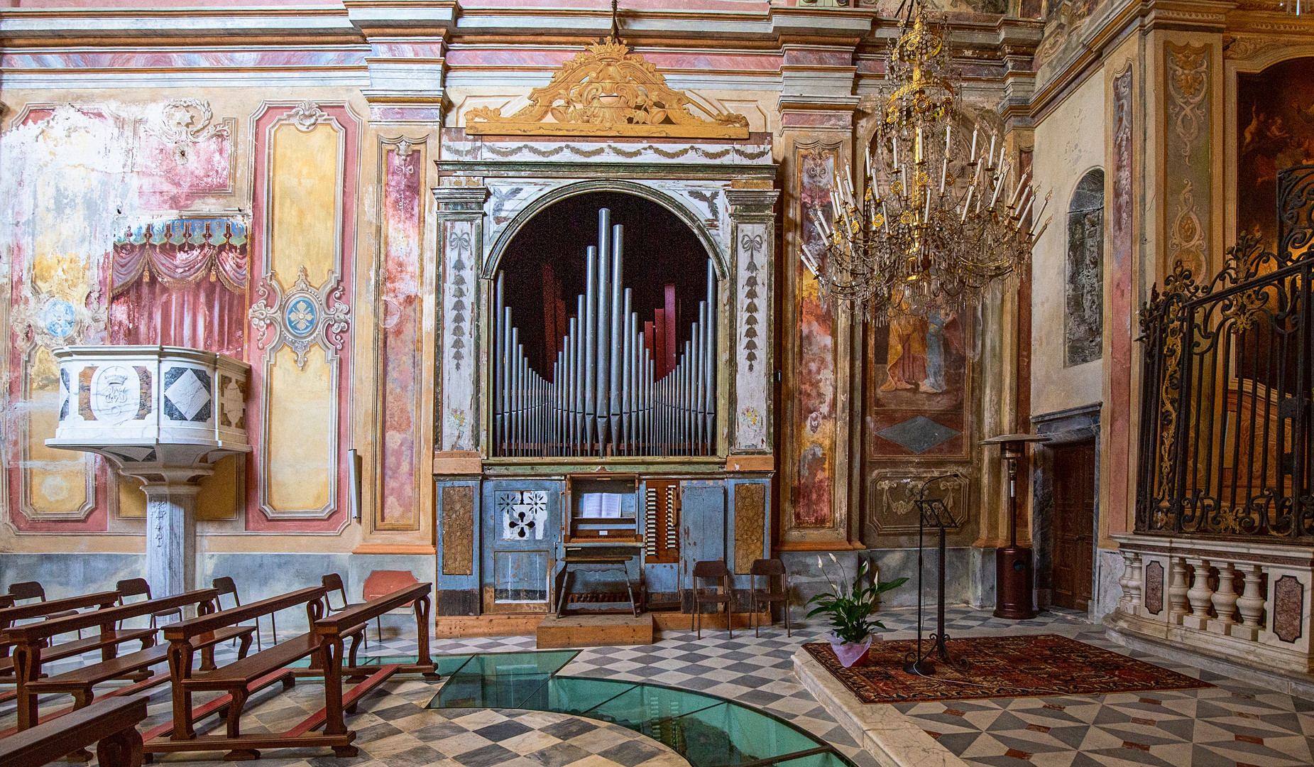 Santuario Nostra Signora di Soviore - die Orgel