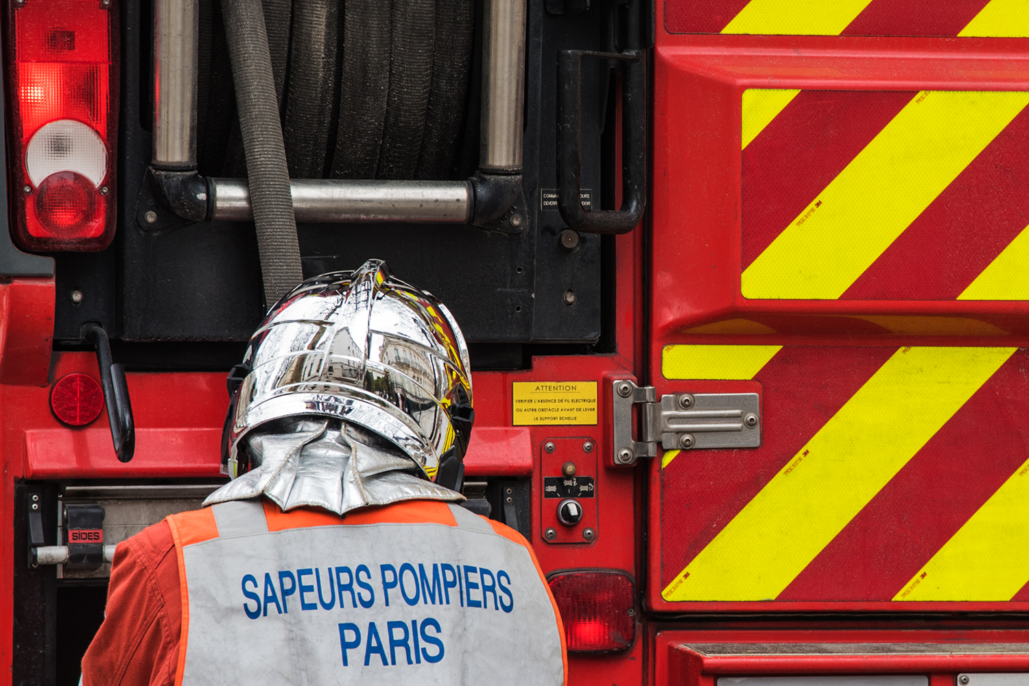 SAPEURS POMPIERS PARIS