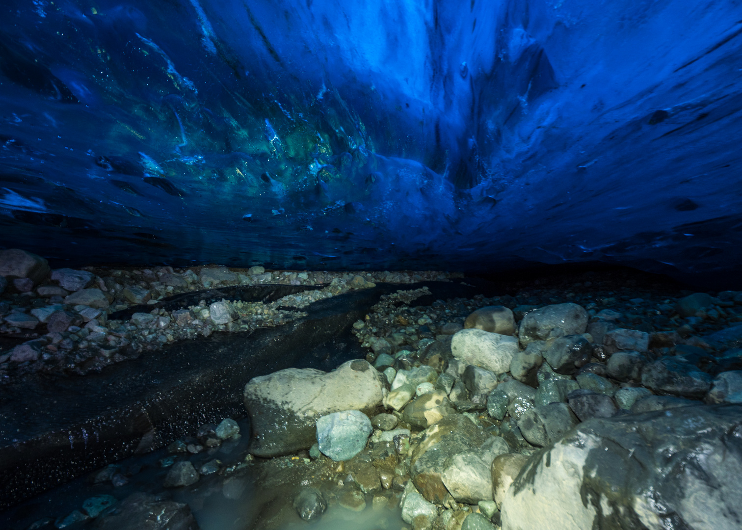 Sapphire ice cave