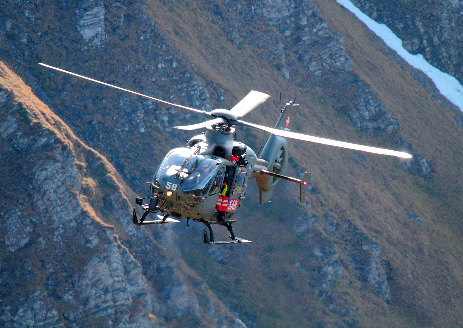 SAR Helicopter auf der Axalp 2010