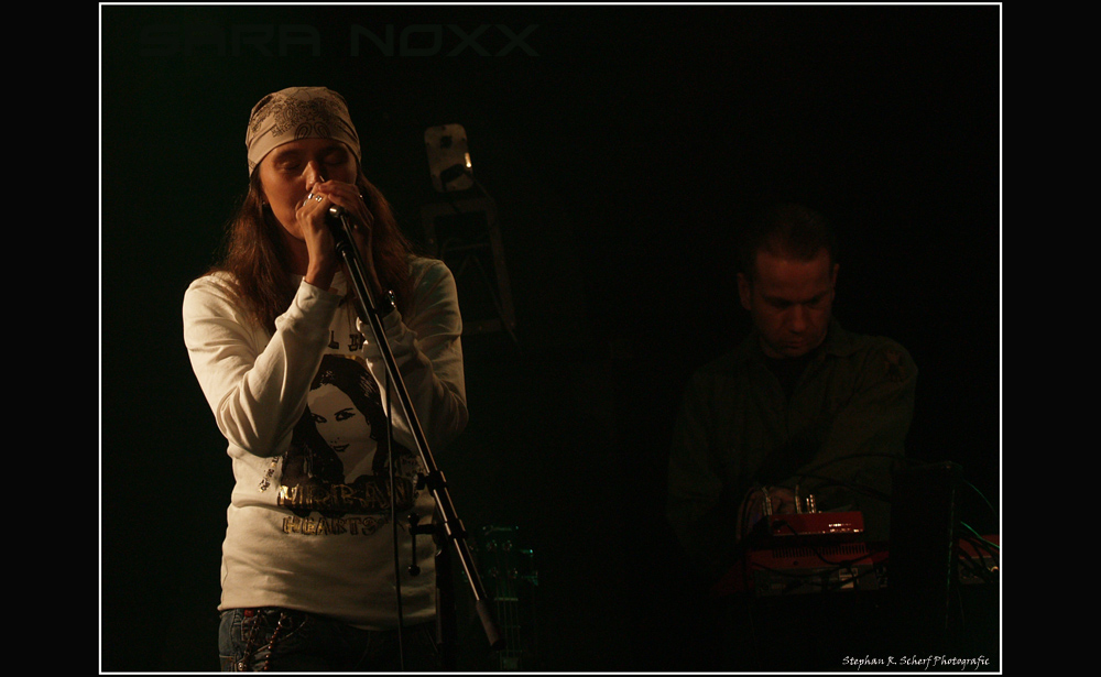 Sara Noxx Live im K17 in Berlin