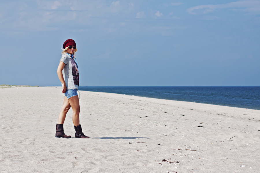 Sarah ~ Sylt ~ 2011 ~ Beach II