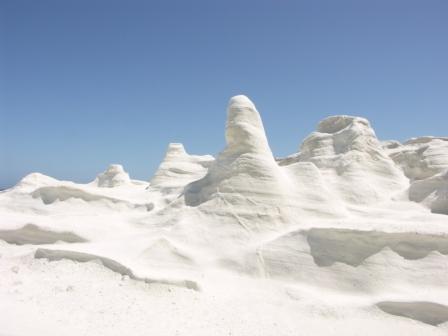 Sarakiniko - Milos