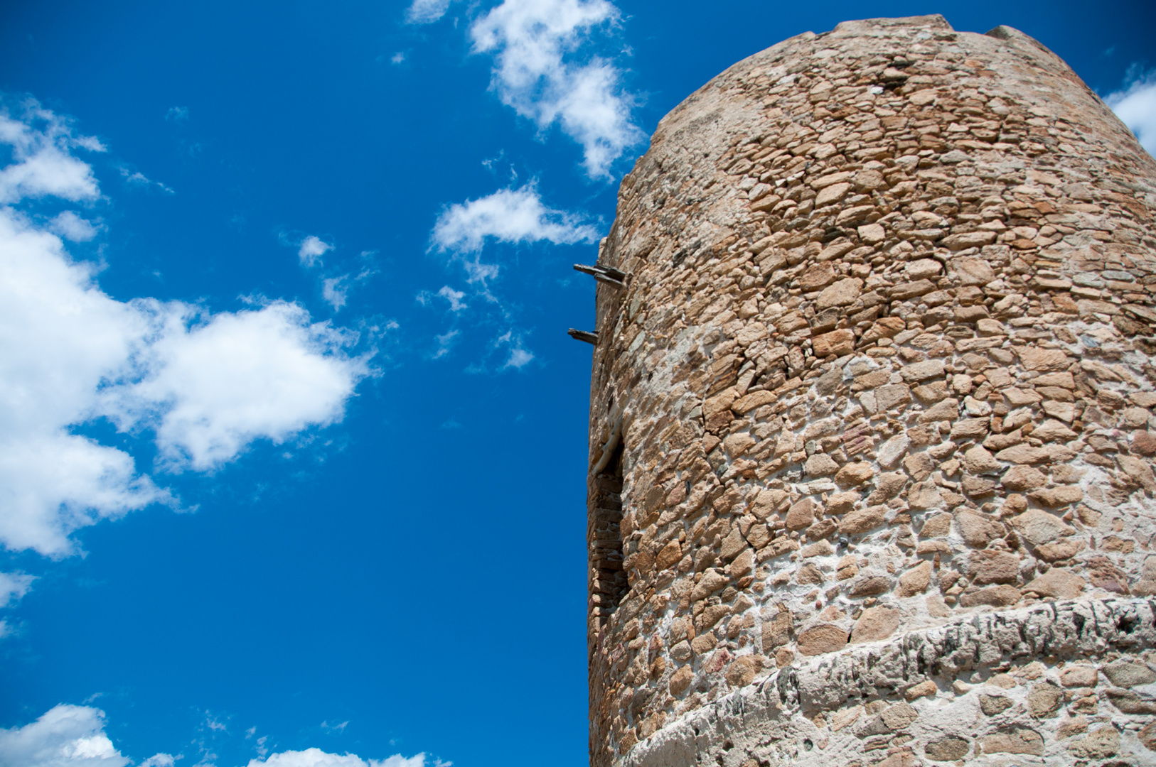 Sarazenenturm in La Caletta Sardinien Foto & Bild architektur