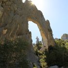 S´Arcada ein natürlicher Felsbogen hoch über der Cala di Luna