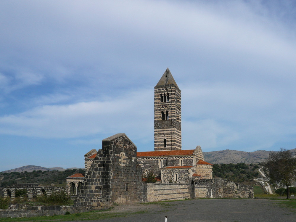 SARDINIEN " SANTISSIMA TRINITA DI SACCARGIA "