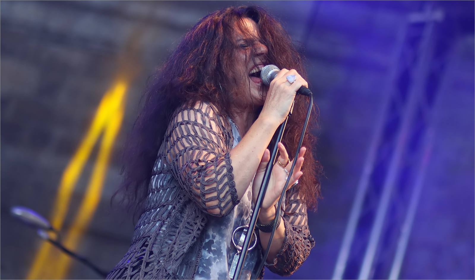 Sari Schorr Live