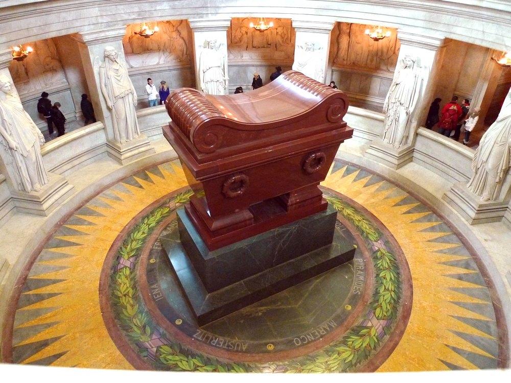 Sarkophage von Napoléon 1er im Dome des Invalides, Paris