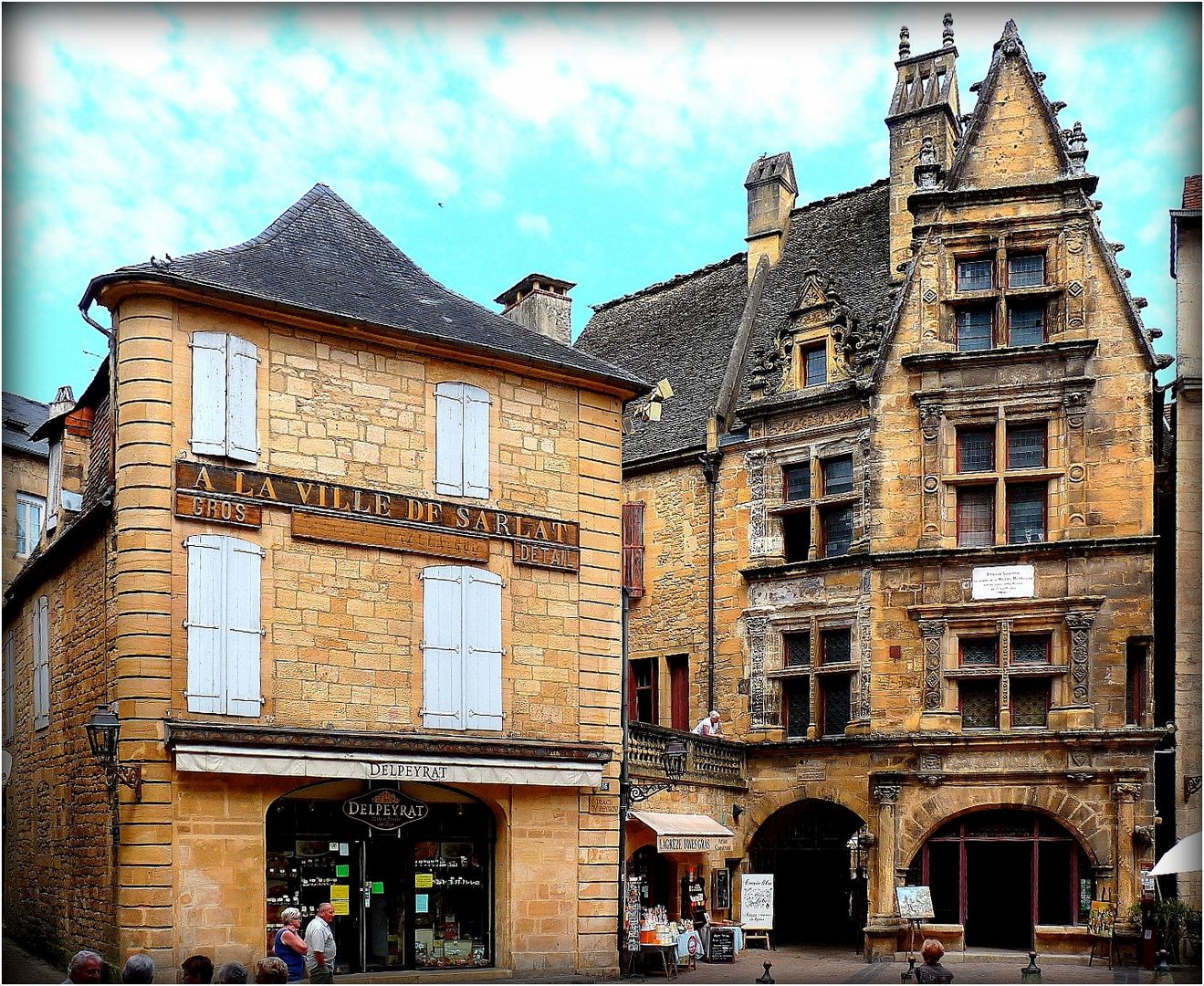 SARLAT -15 -