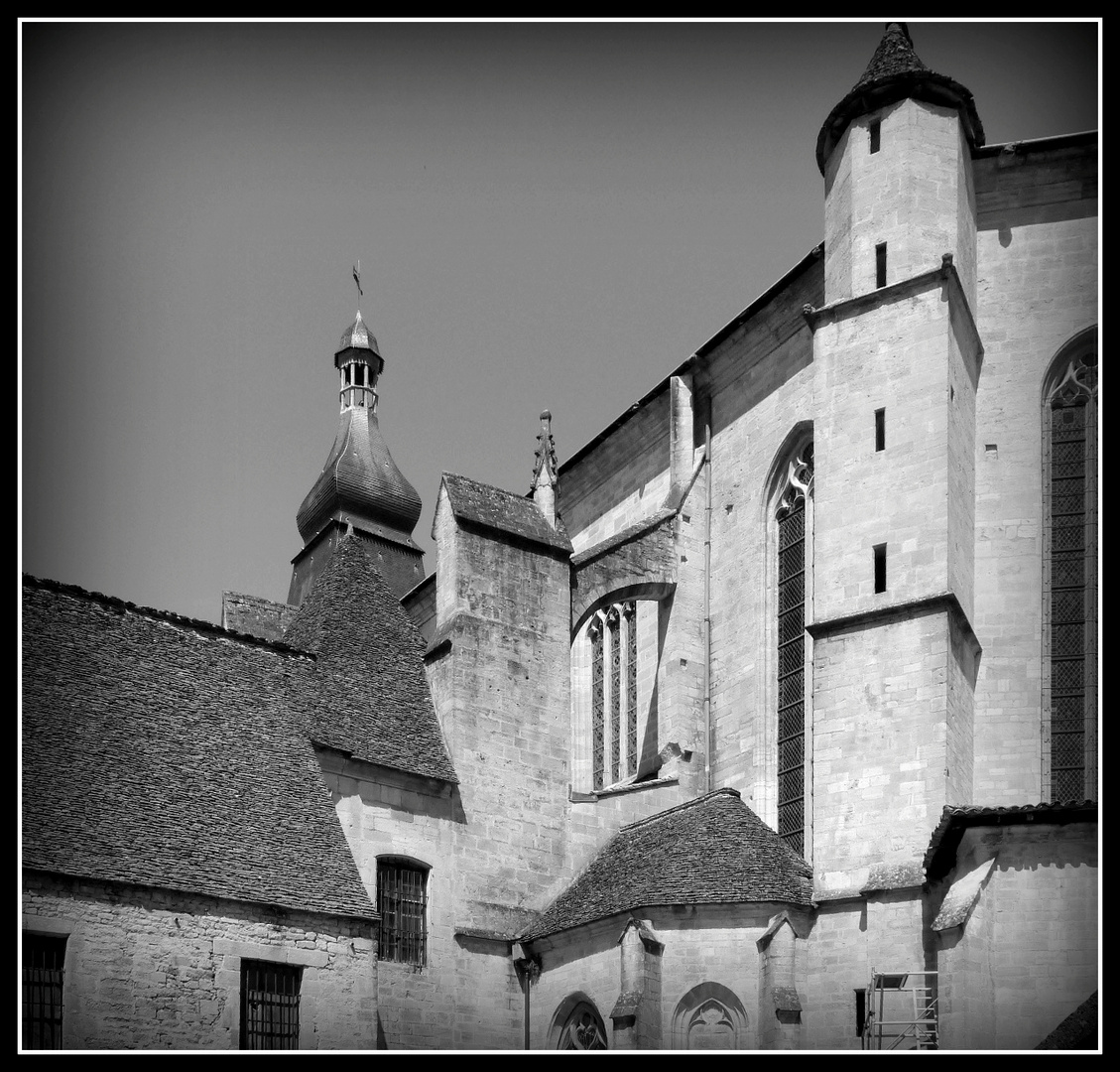 SARLAT -17-