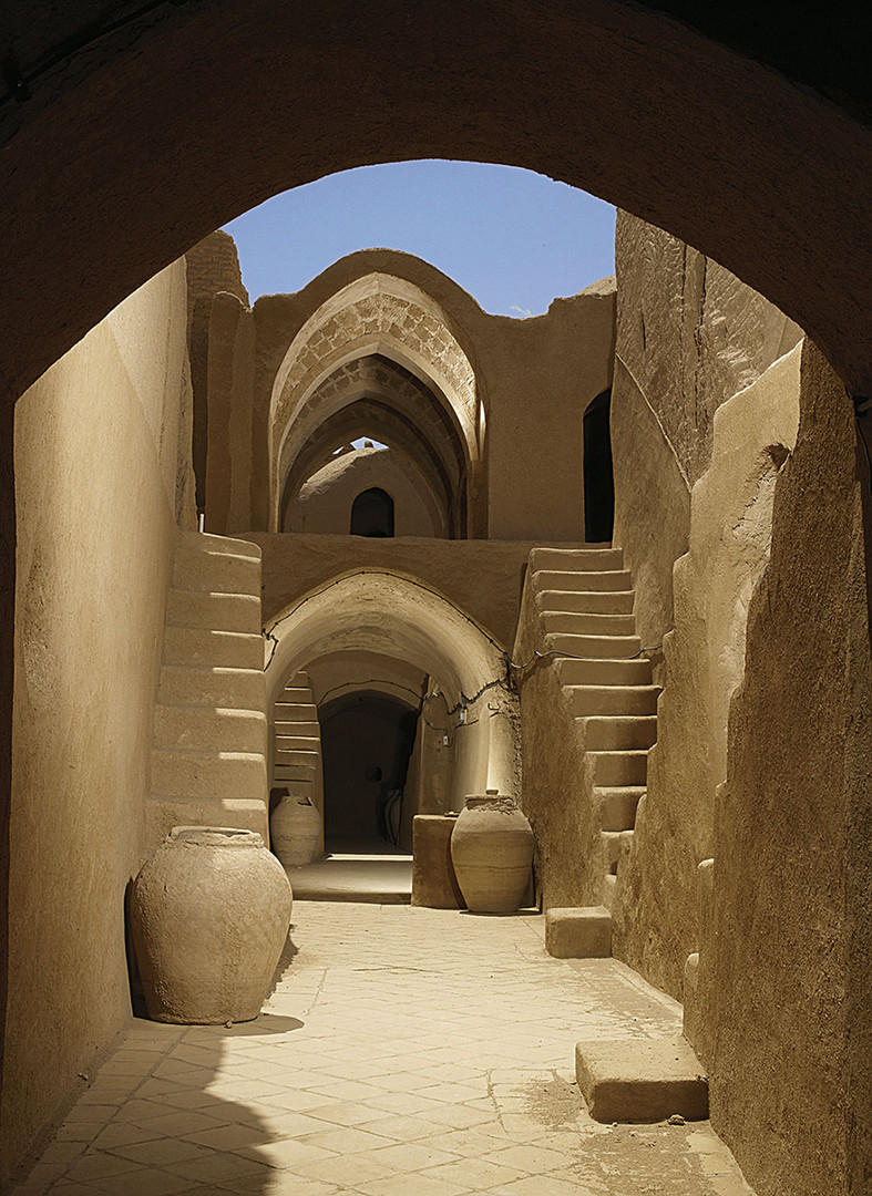 Saryazd Castle