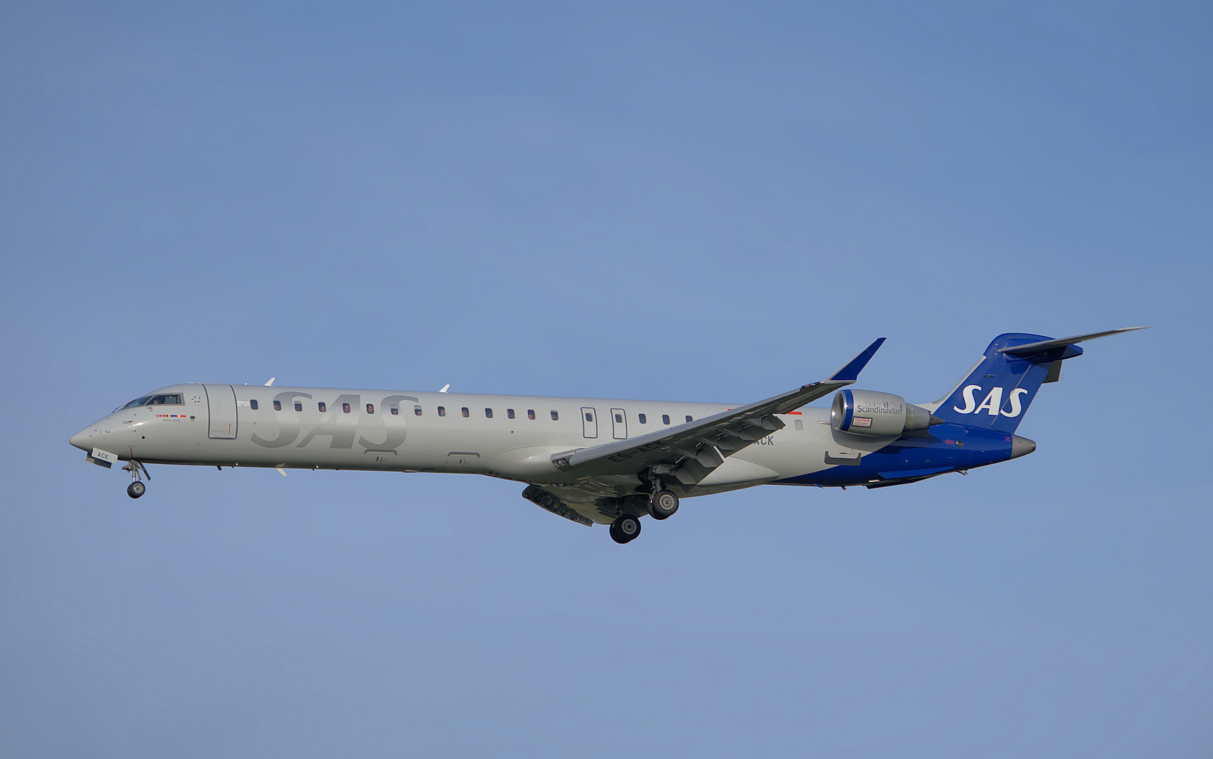 SAS Scandinavian Airlines Bombardier CRJ-900LR 