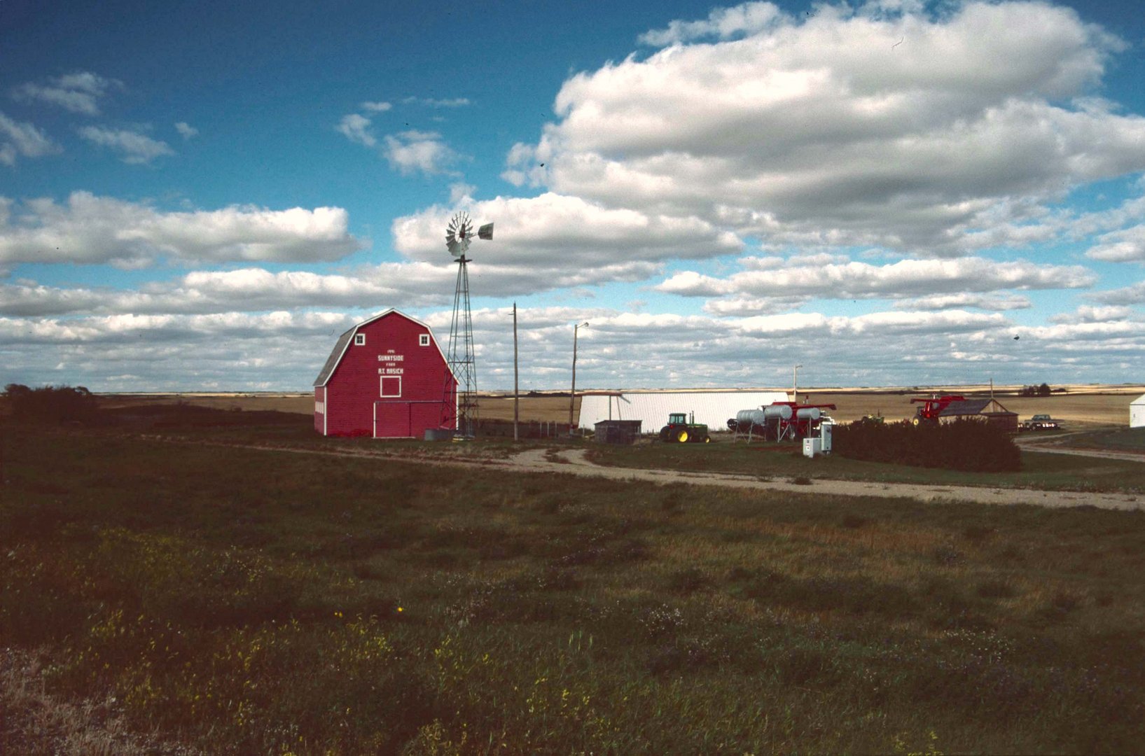 Saskatchewan, Sunnyside Farm - 1995