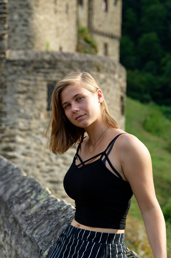 Saskia * Castle shot