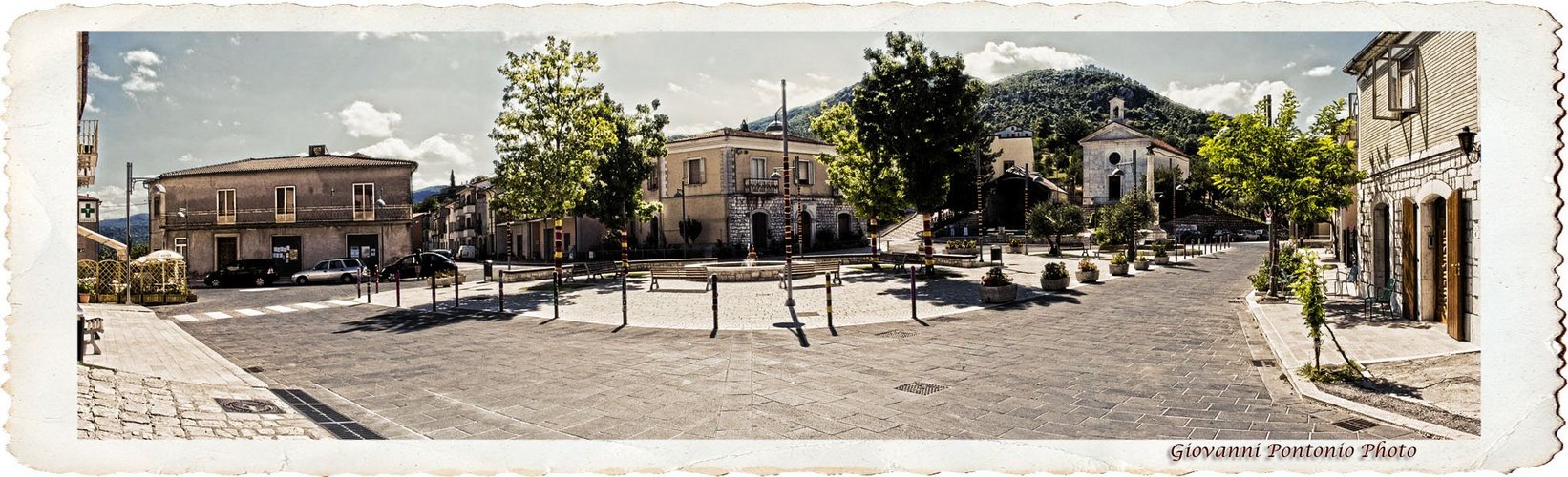 Sassinoro, Piazza