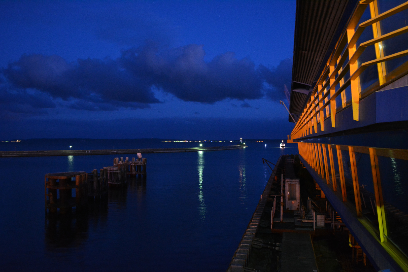 Sassnitz - Hafen bei Nacht (2)