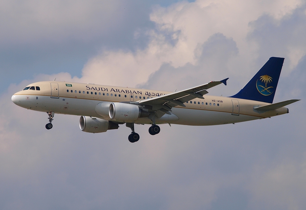 Saudi Arabian Airbus A320- 214