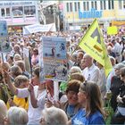 SAUFEN oder SCHWIMMEN fragt das Plakat? Stuttgart K21 MOdemo