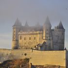 SAUMUR im Morgennebel