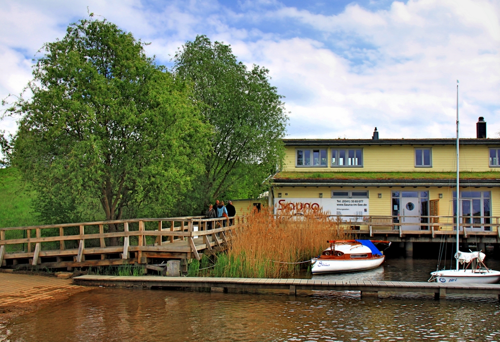 Sauna im See